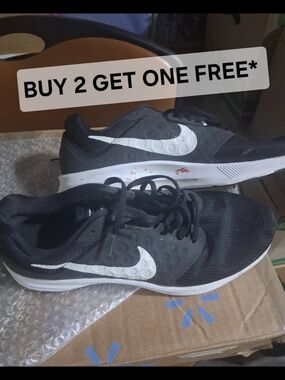 BUY 2 GET ONE FREE* Black Nike Downshifter 7 Running Shoes Size 10w/8.5m